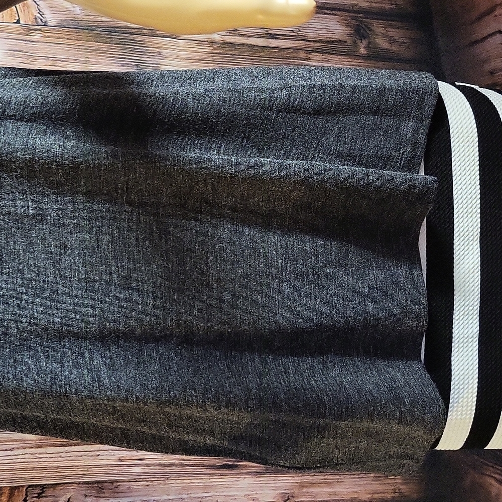 Loft Women's Sleeveless Turtleneck Blouse Size SP - Picture 2 of 10